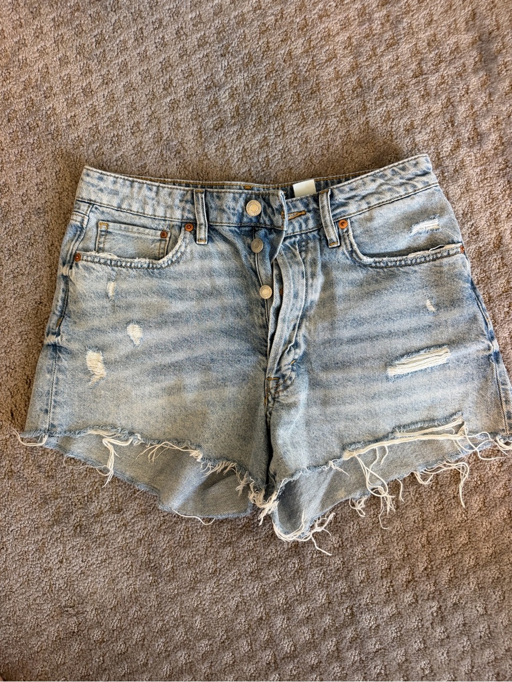H&M Light Blue Distressed Denim Shorts with Frayed Hem - Picture 2 of 3